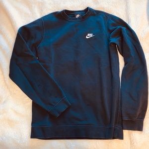 Navy blue Nike pullover sweater